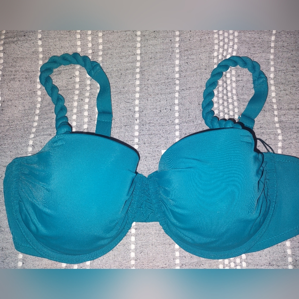NWT Shade and shore 36B underwire adjustable straps!